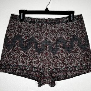 Urban Outfitters Ecote gray and red Aztec tribal woven shorts. Sz. 10